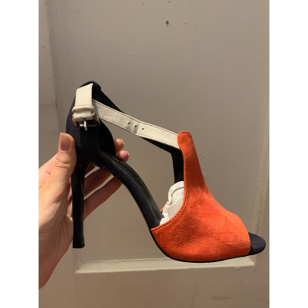Zara Orange Navy Sandals